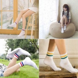 1 pár csíkos sportzokni